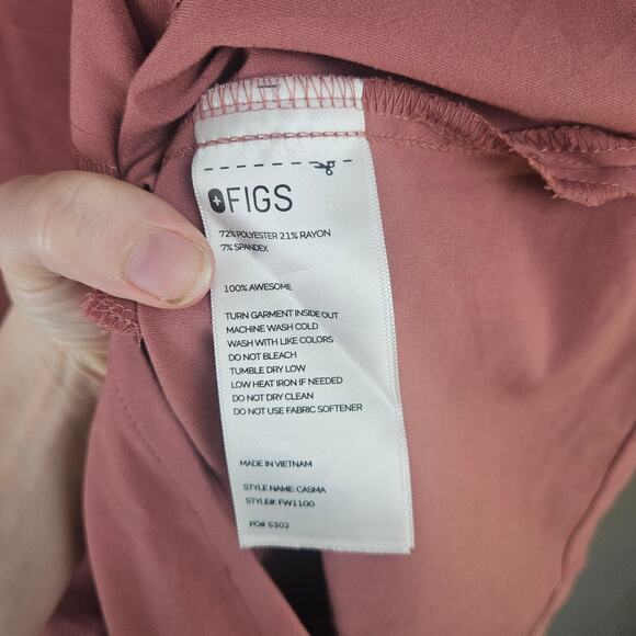 Figs Pink Women’s Nursing Scrub Top Size XXL - Picture 3 of 6